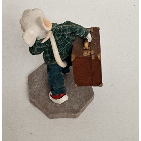 Madame Alexander Traveling Stuart Figurine Circa 2000 – Limited Edition Columbia - Picture 3 of 5